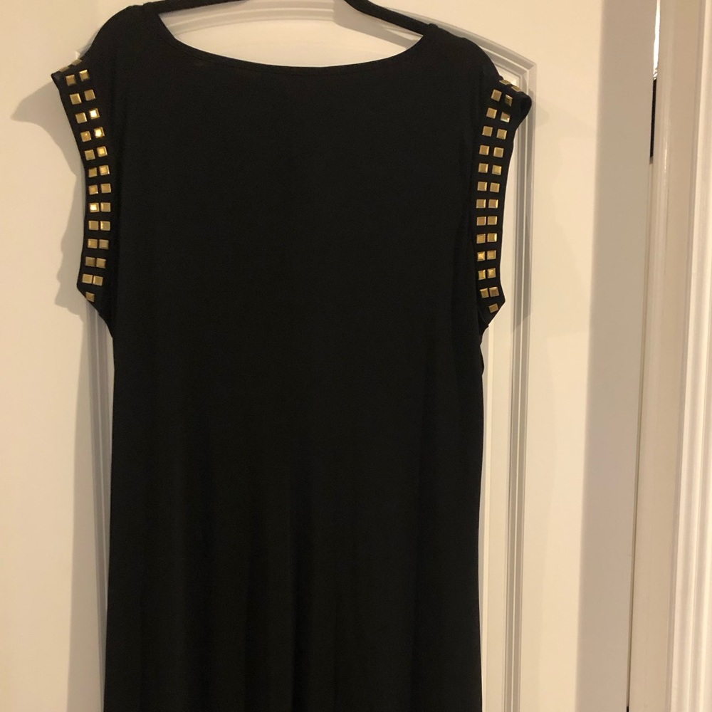 Dress - Picture 2 of 4